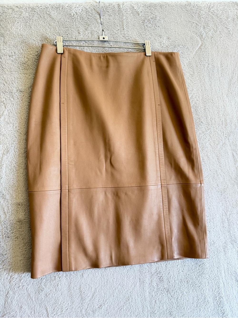Hugo Boss "Selrita" Lamb Leather Pencil Skirt 12 - Picture 3 of 9